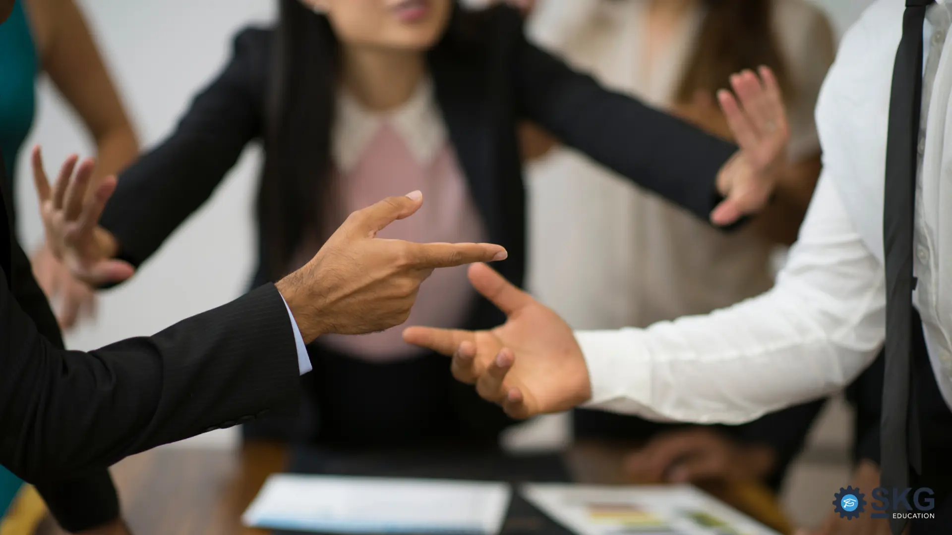 Πώς να διαχειριστείς μια δύσκολη συζήτηση με έναν εργαζόμενο